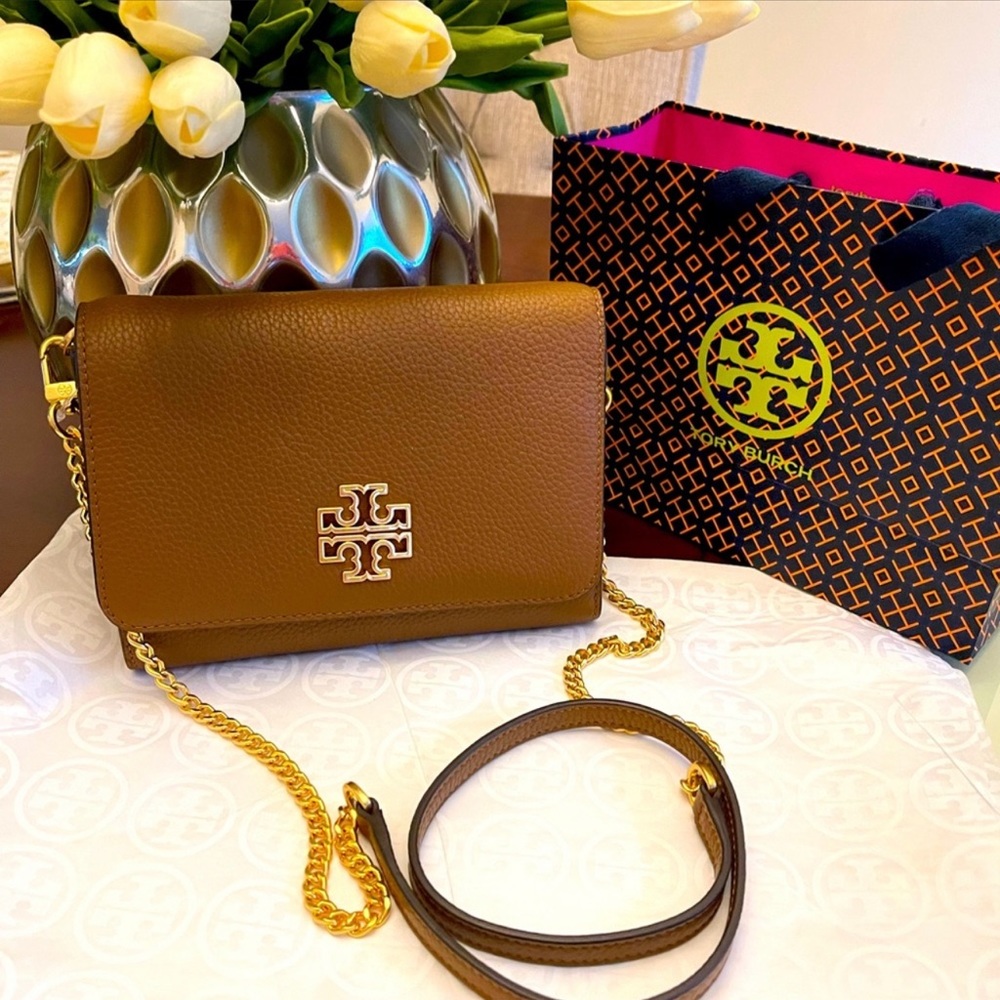 Brand new Athletic Tory Burch bag - Picture 15 of 15